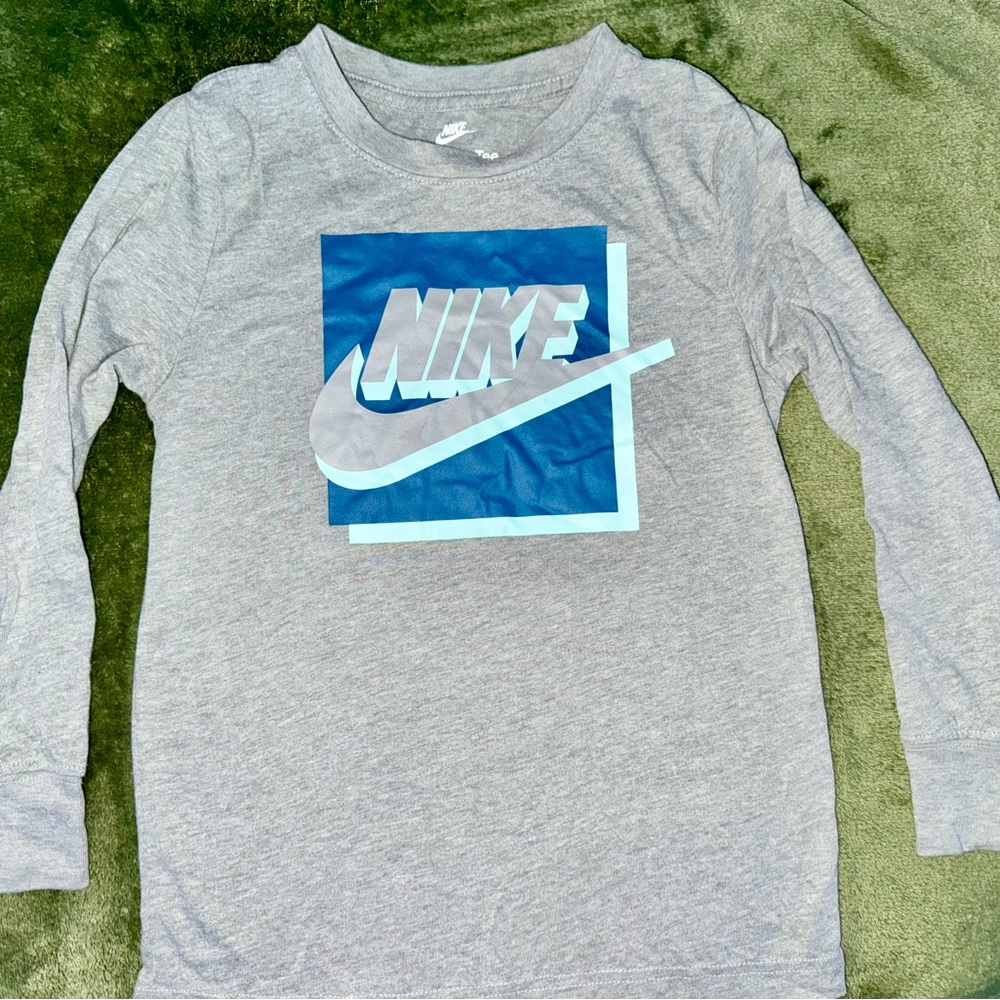 Nike Gray and Blue Long Sleeve Tee